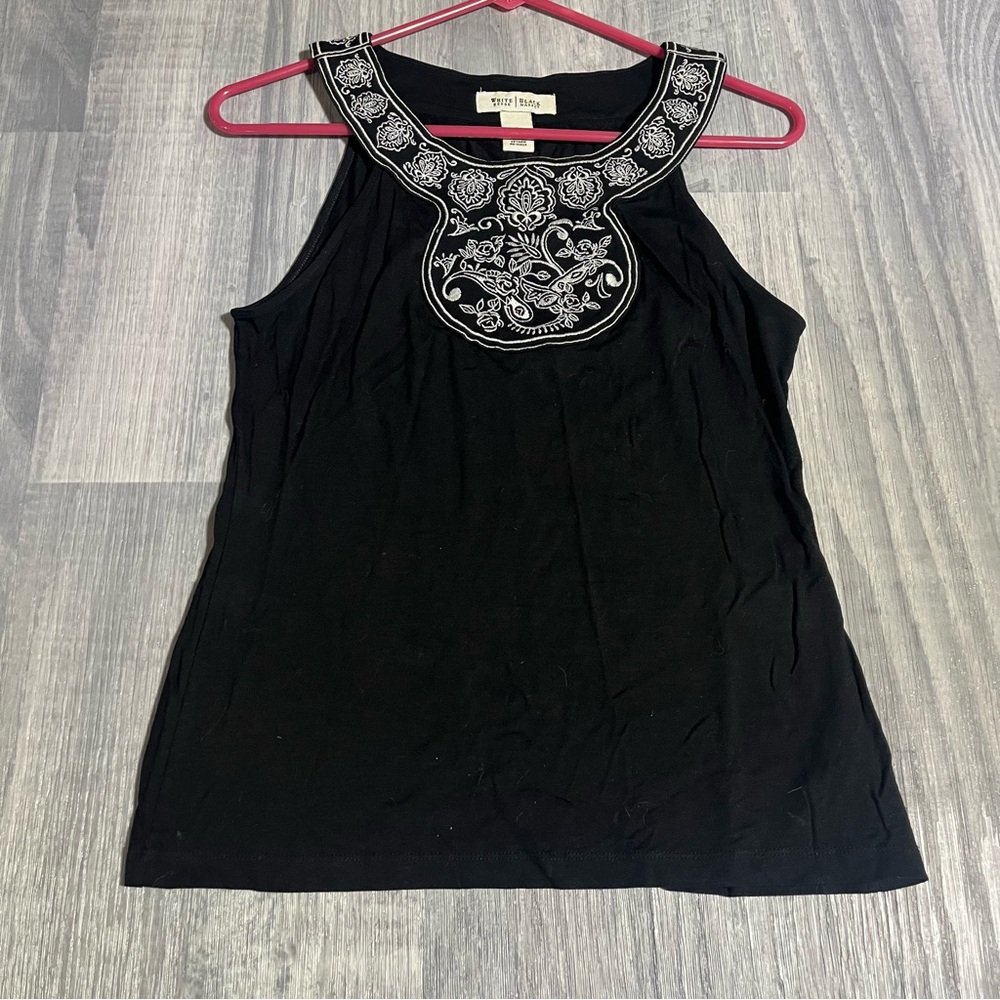 White House Black Market Black Tank Top Blouse; Small Women’s